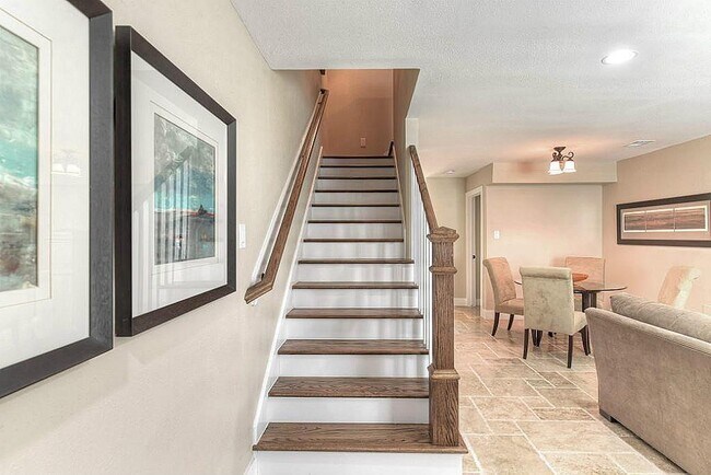 Foto del edificio - 8852 Kempwood Dr