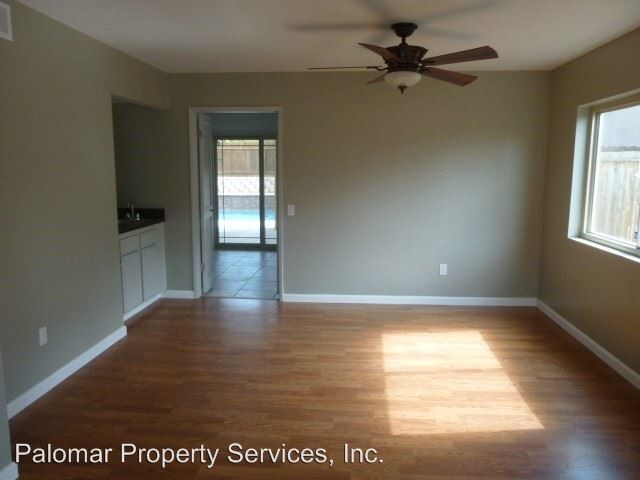 Building Photo - 4 br, 3 bath House - 4584 Warwick Circle