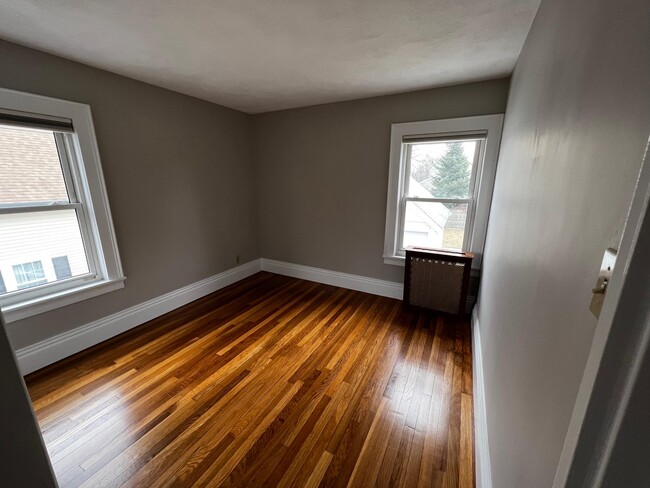 3rd bedroom - 207 1st St