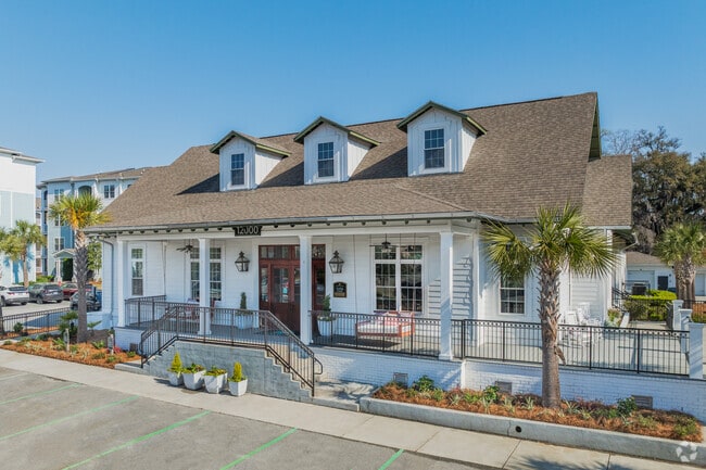 Leasing Office - Sweetwater Apartments
