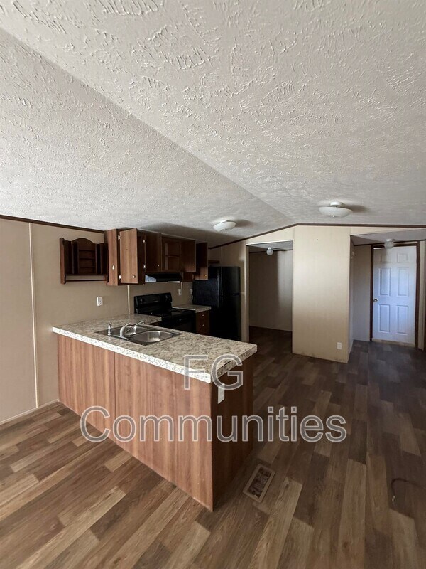 Foto del edificio - 3160 Dunn St