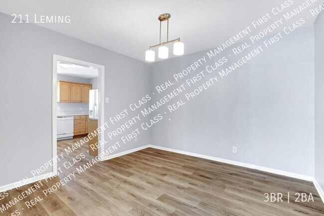 Foto del edificio - 211 Leming-