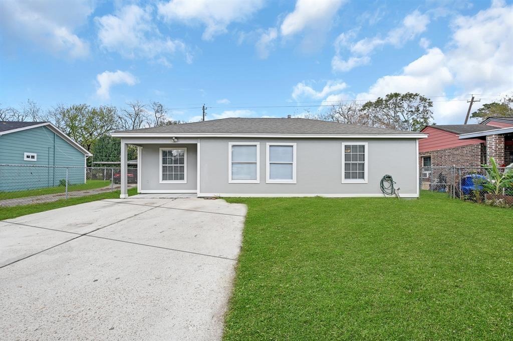 Foto principal - 5427 Shamrock St