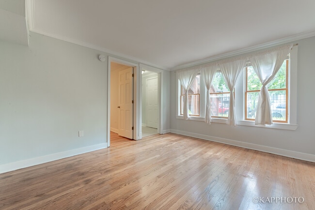 Building Photo - 3108 N St Louis Ave