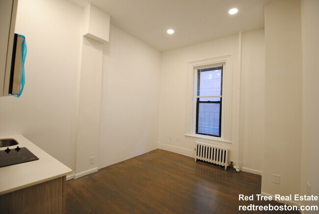 Foto del edificio - 270 Newbury St