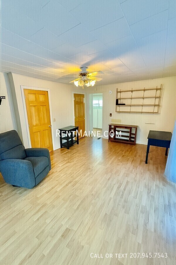 Foto del edificio - 405 Stillwater Ave