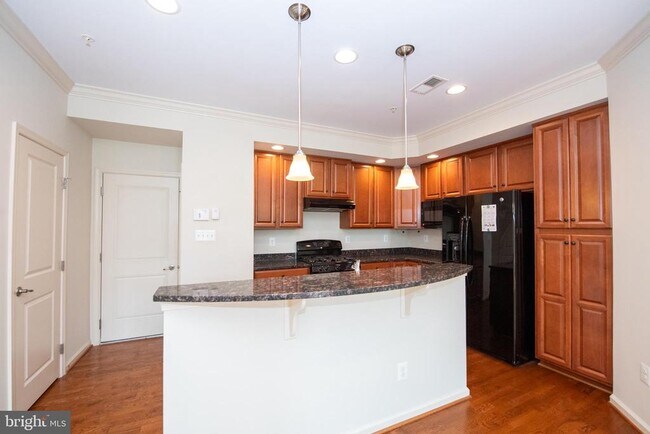 Building Photo - 306 Mill Pond Rd