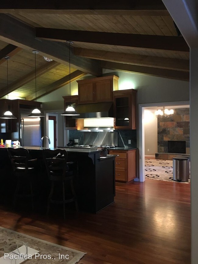 Building Photo - 4401 Ashton Dr