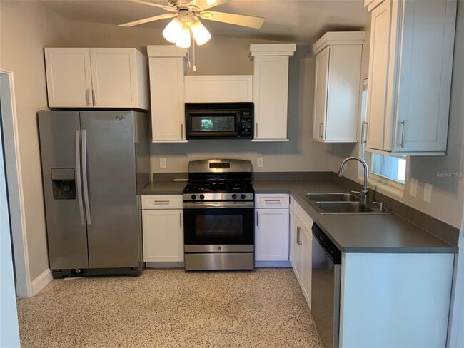 Building Photo - 1539 Briercliff Dr