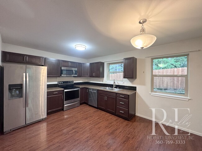 Building Photo - 50% OFF FIRST MONTH’S RENT SPECIAL!!