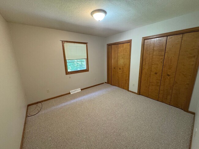 Foto del edificio - 2 bedroom for rent