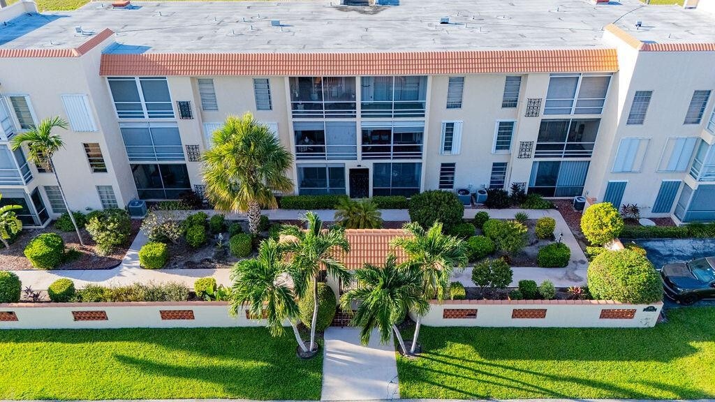 Foto del edificio - 331 SW 8th St