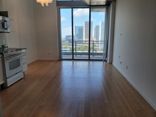Foto del edificio - 690 SW 1st Ct