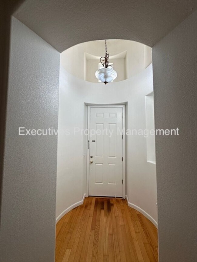 Building Photo - 1263 Orion Ct