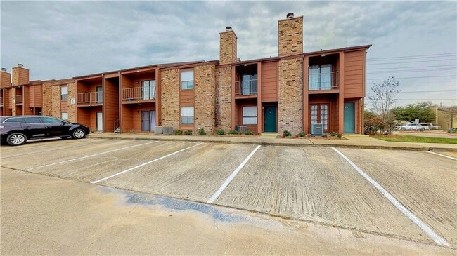 Photo - 904 University Oaks Blvd Apartment