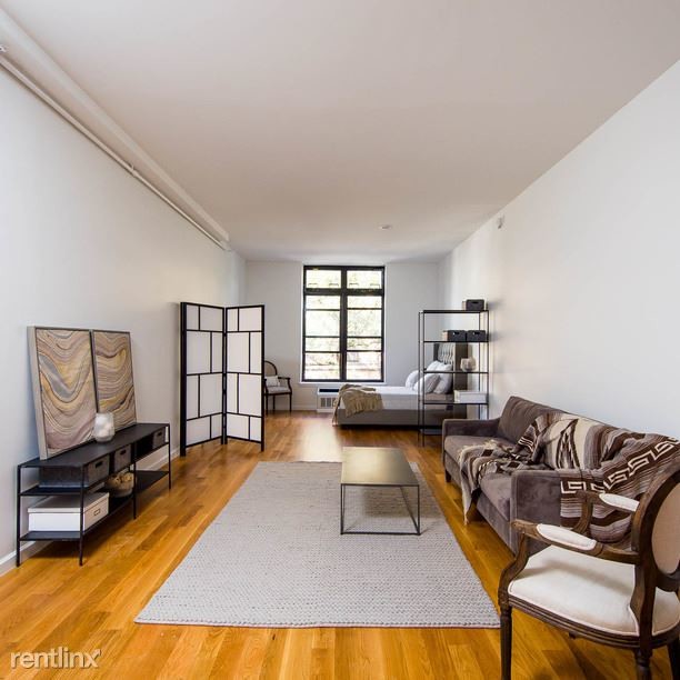 Building Photo - 618 Bushwick Ave