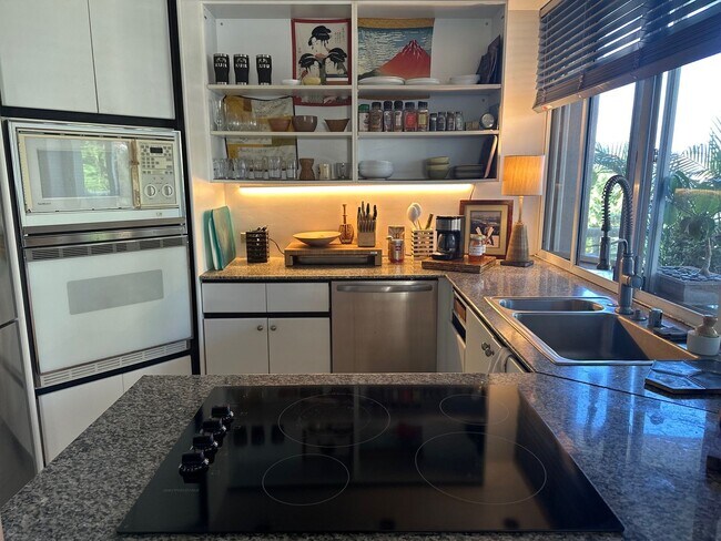 Foto del edificio - 2 bedroom 2 bath with a view at Palms of Wailea/Phase I