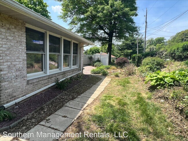Building Photo - 2 br, 2 bath House - 5 Indian Springs Rd