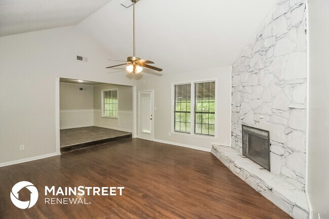 Foto del edificio - 6063 Colonyhill Dr