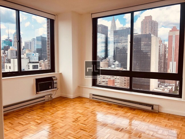 Foto del edificio - 641 2nd Ave