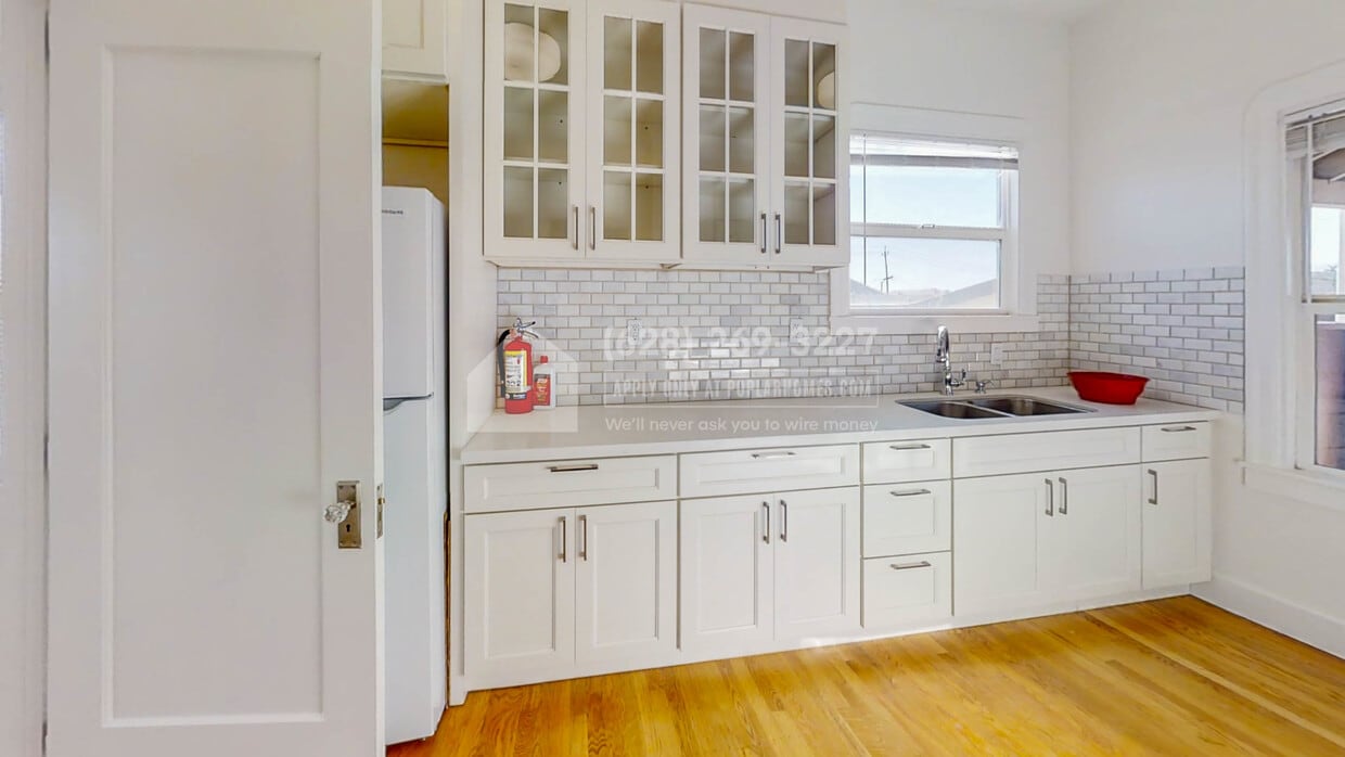 801 Brockhurst St Unit SOUTH, Oakland, CA 94608 Condo for Rent in