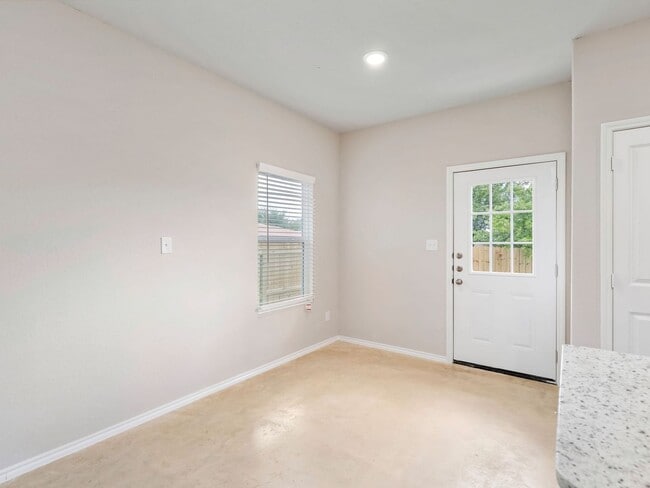 Building Photo - 13315 Rowdy Cv