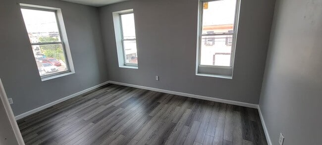 Building Photo - 2740 C St