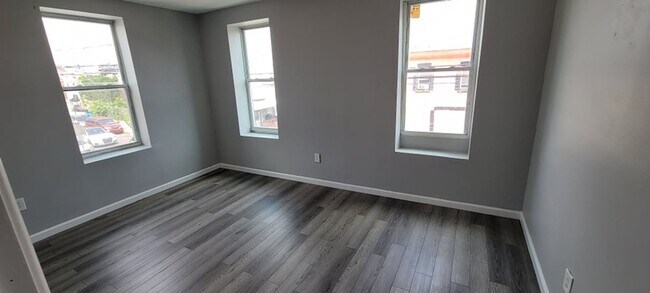 Foto del edificio - 2740 C St