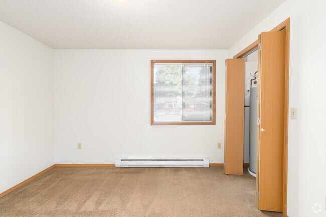 1HAB, 1BA - 578 ft² - Habitación - Colfax Sandhill Apartments