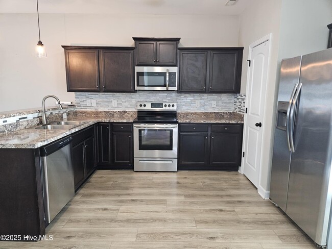 Building Photo - 511 Justice Farm Dr