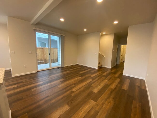 Building Photo - NEW CONSTRUCTION AT THE GLEANNS AT BARBERRY!