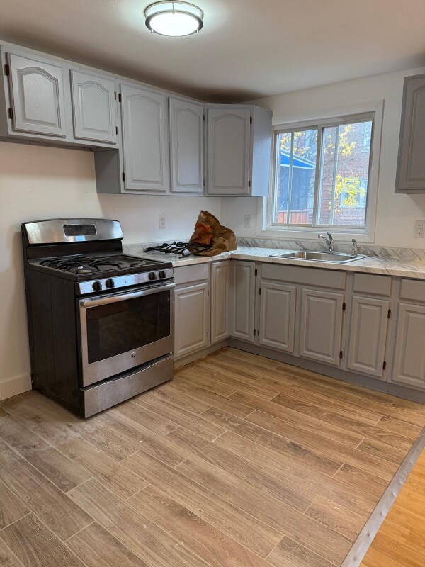 Foto del edificio - 7416 Gilbert St