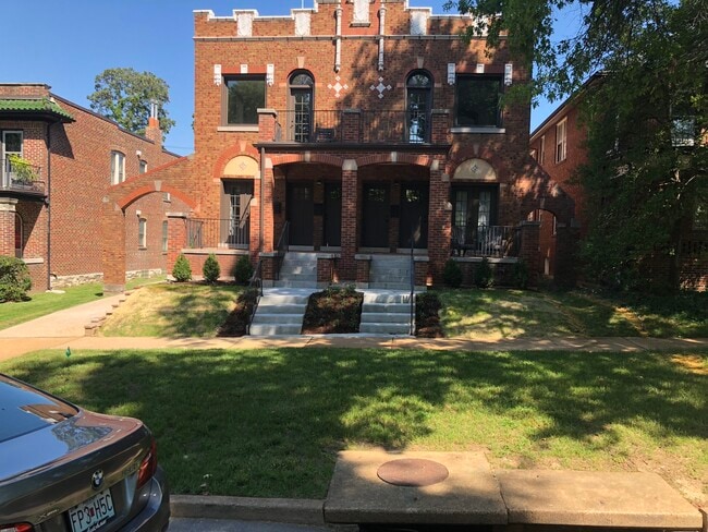 Welcome Home - 6631 San Bonita Ave