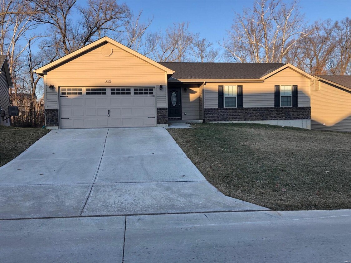 315 Touchdown Dr, Foristell, MO 63348 House Rental in Foristell, MO