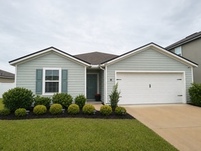 Building Photo - 2681 Oak Stream Dr