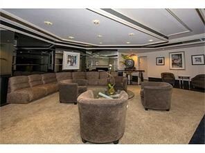Foto del edificio - 20191 E Country Club Dr