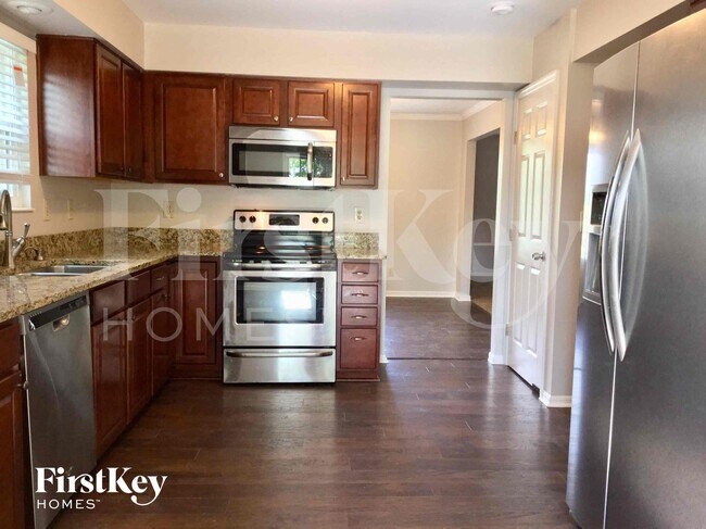 Building Photo - 254 Truro Ct