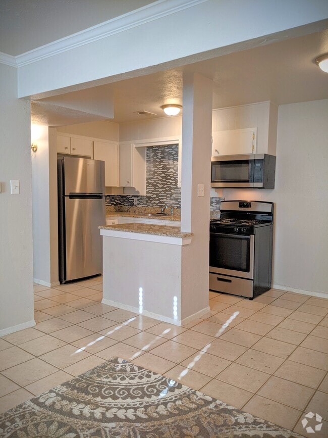 Apartments for Rent Near University of North Texas Denton, TX Student Housing Page 2