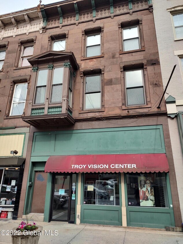 Primary Photo - 42 3rd St