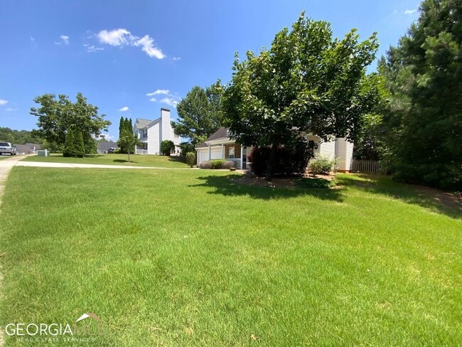 Building Photo - 650 Stonecrest Dr