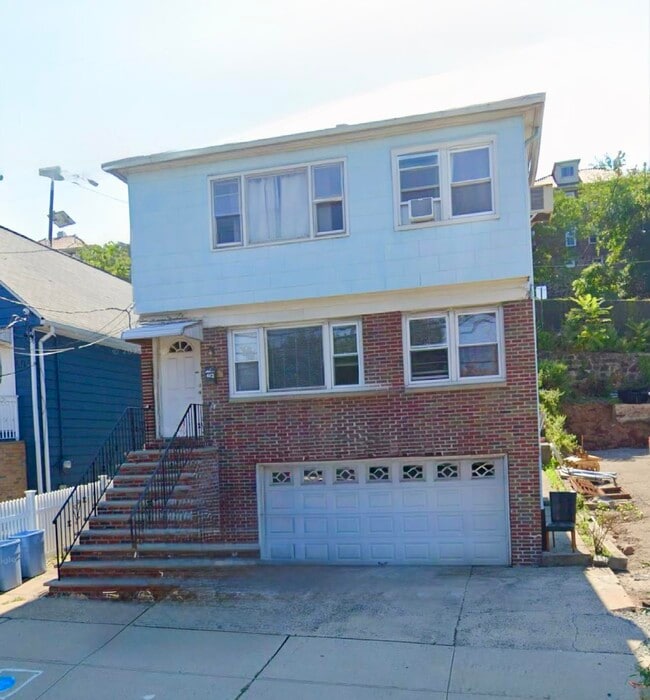 Building Photo - 602 Liberty Ave
