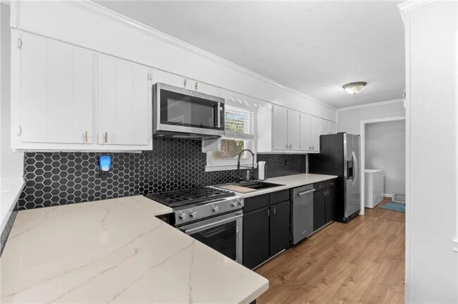 Foto del edificio - 3964 Wedgewood Ln