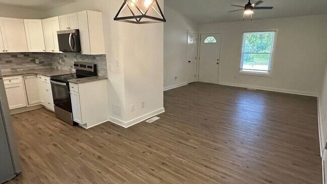 Foto del edificio - Room in Single Family Home on Quartz Ct