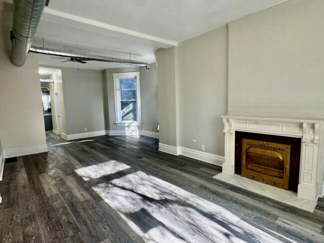 Foto del edificio - 5 bedroom in CHICAGO IL 60622