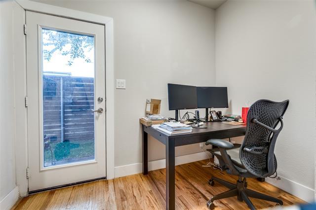 Foto del edificio - 5608 Lindell Ave