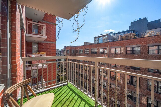 Foto del edificio - 520 W 23rd St