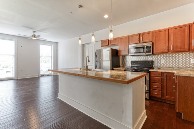 Foto principal - 2352 Kemper Ln