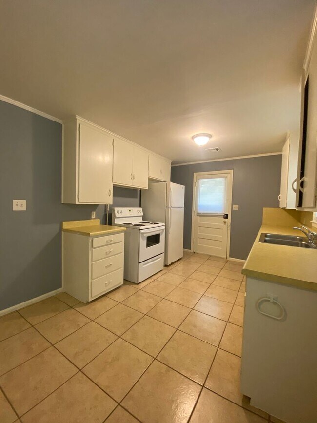 Foto del edificio - 1 Bedroom Duplex with private parking