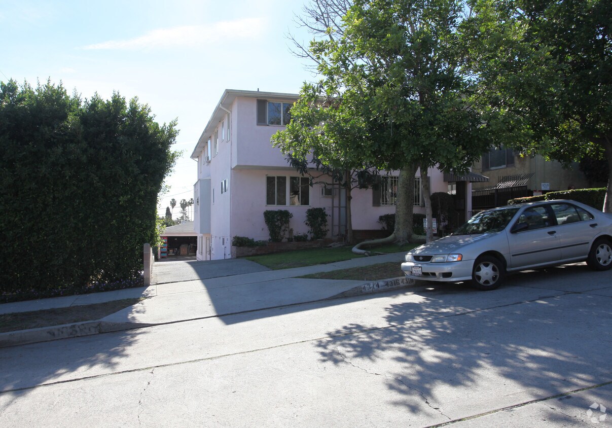 Primary Photo - 4314-4318 Finley Ave