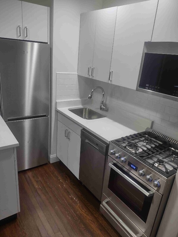 Foto principal - E. 46th St, Lexington Ave